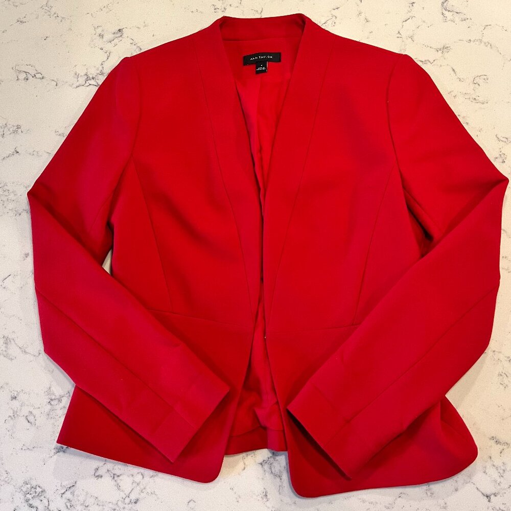 Ann Taylor Red Crepe Blazer Size 4